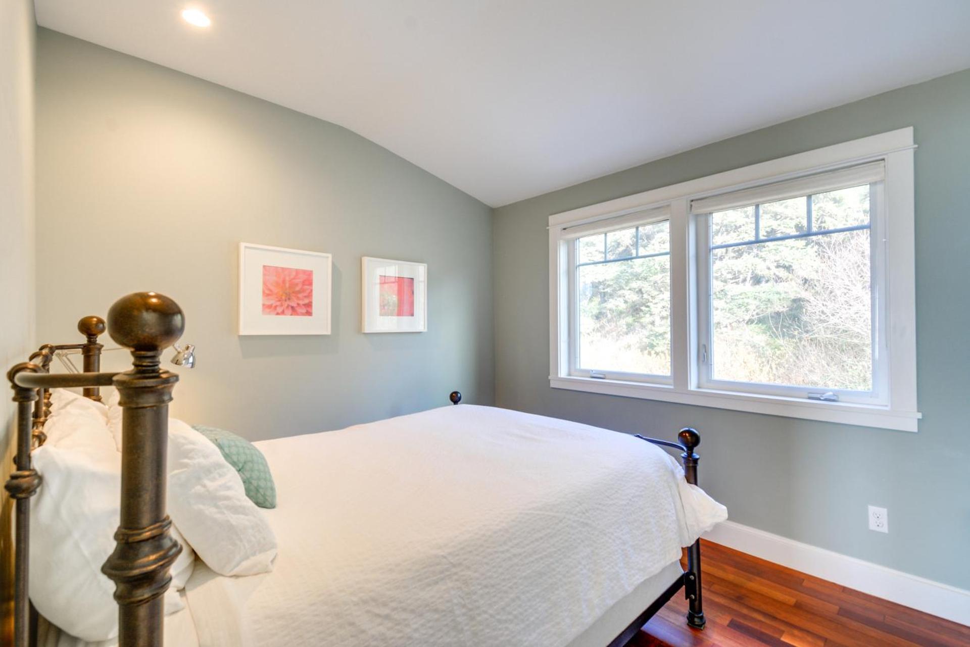 Oceanfront Moclips Retreat with Beach Access and View!