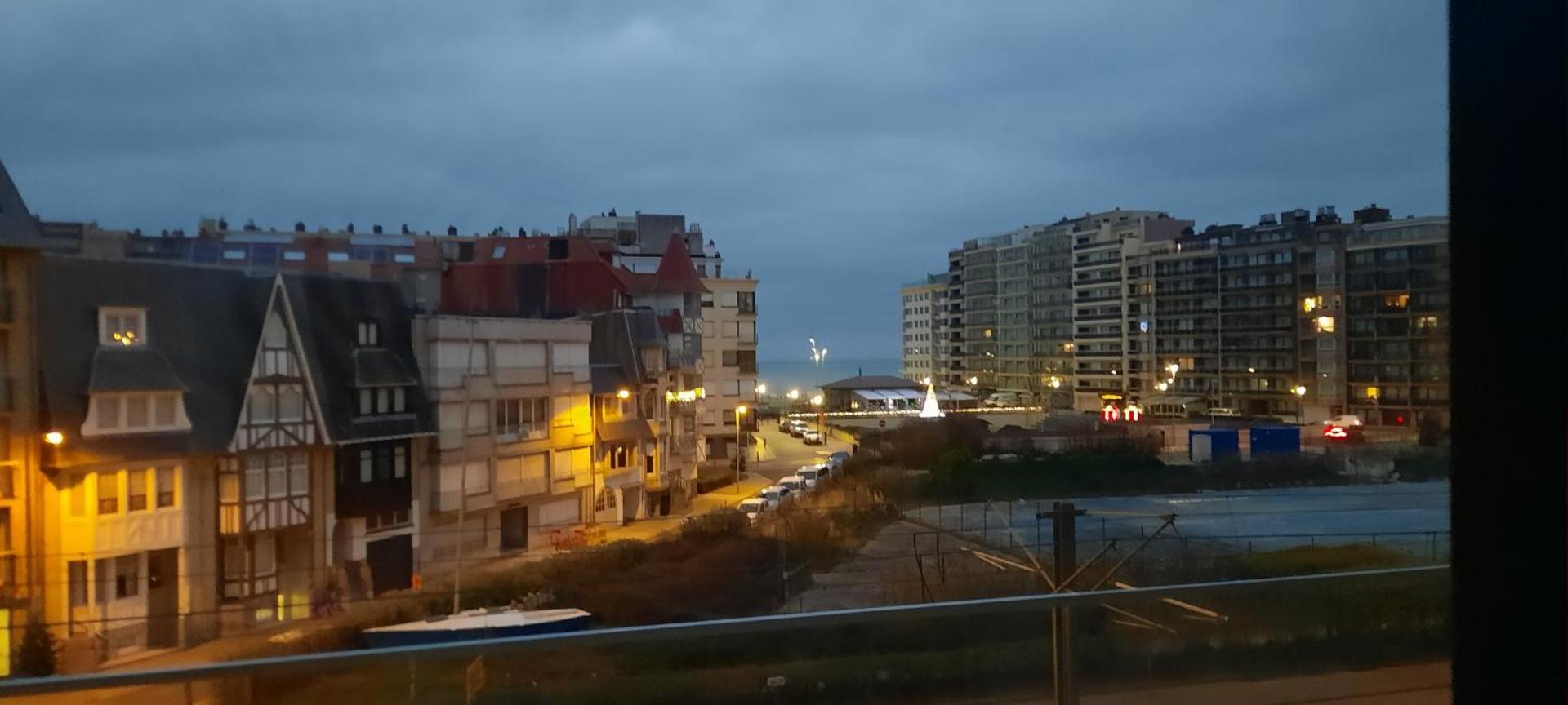 Beachstudio Westende with sea view