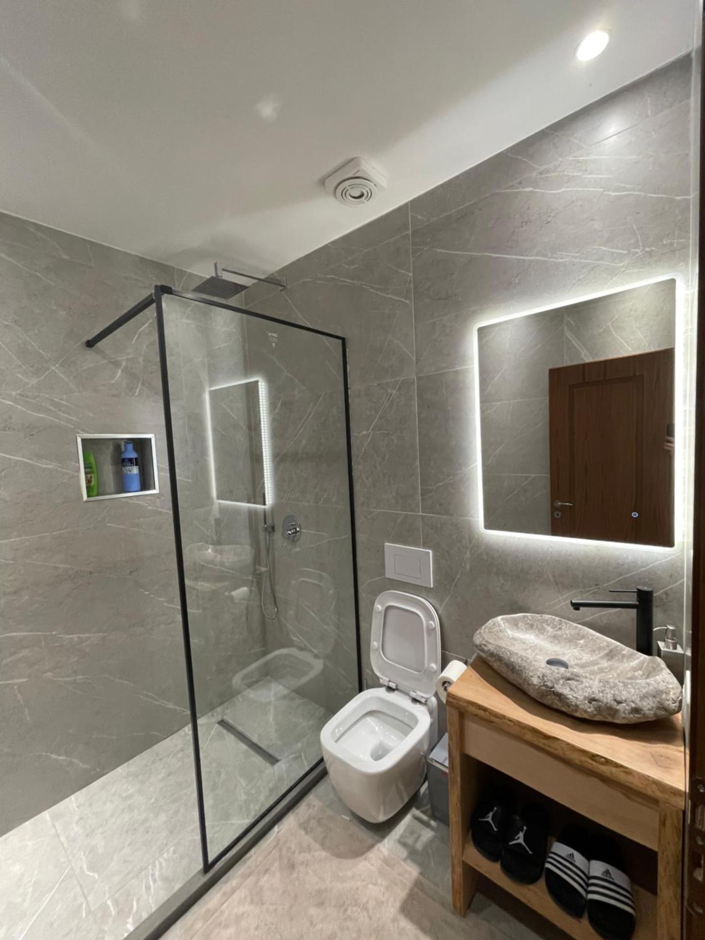 Camera Matrimoniale con Vista Montagna