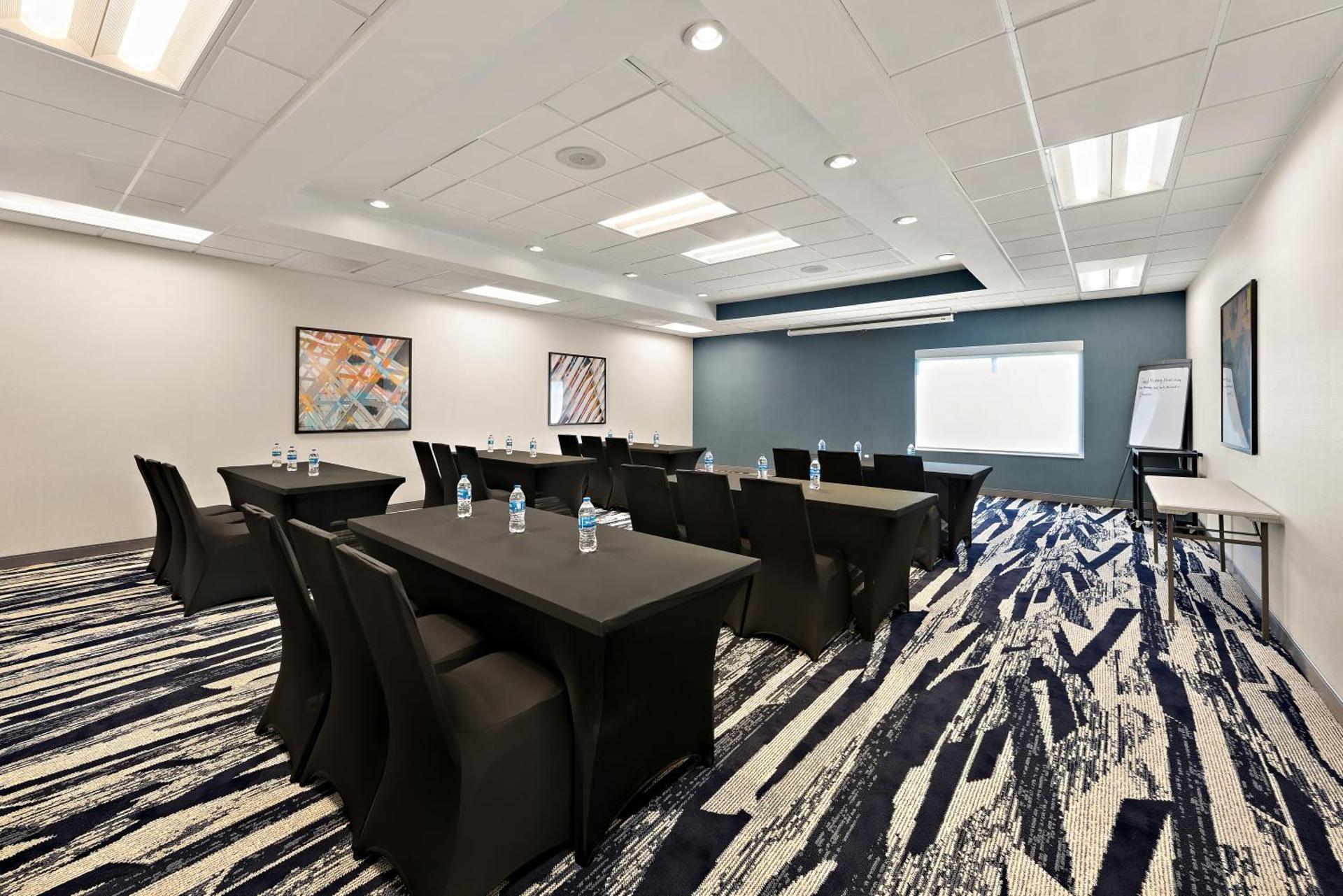 Meeting/conference room