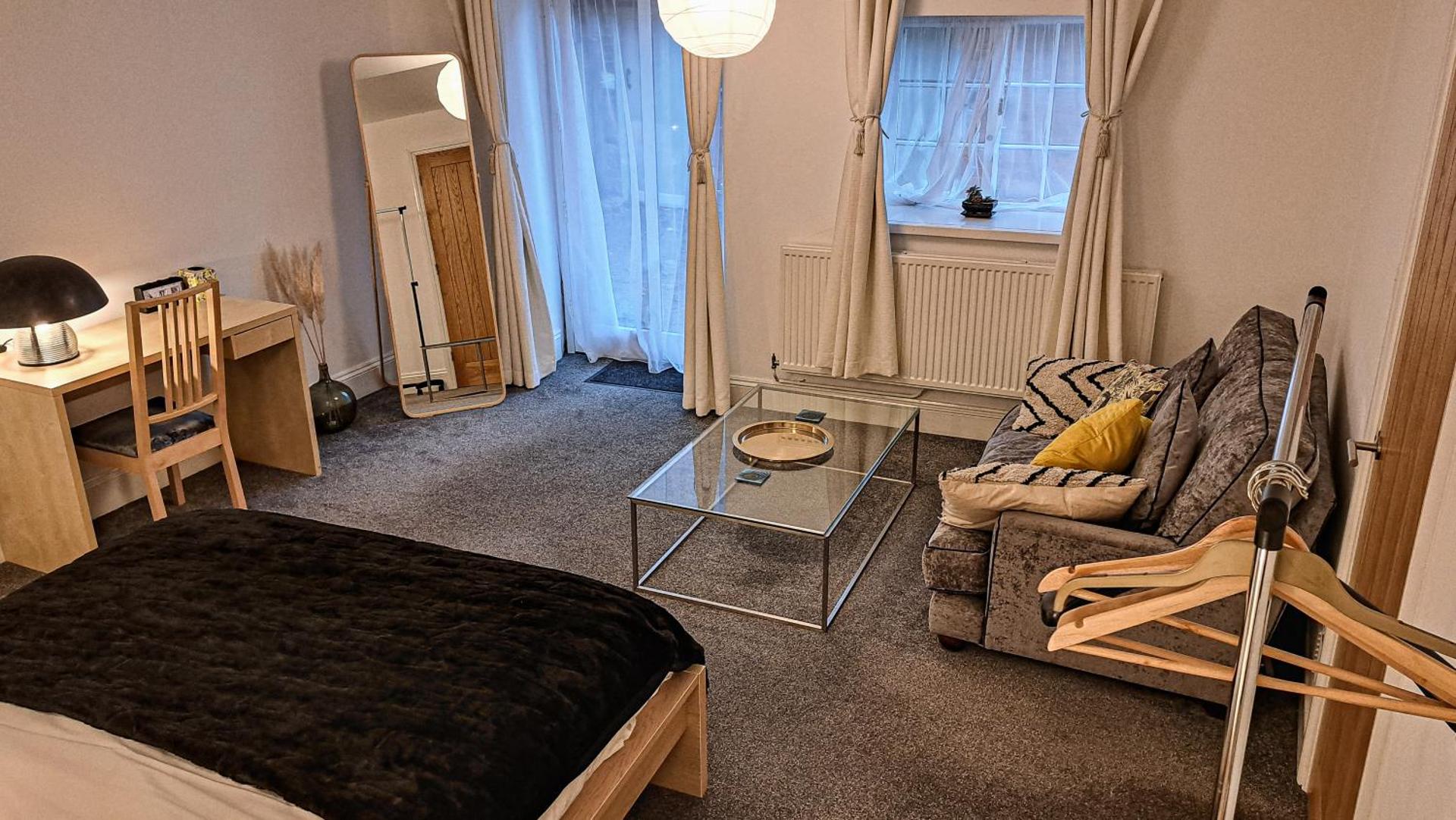 Photo of the whole room