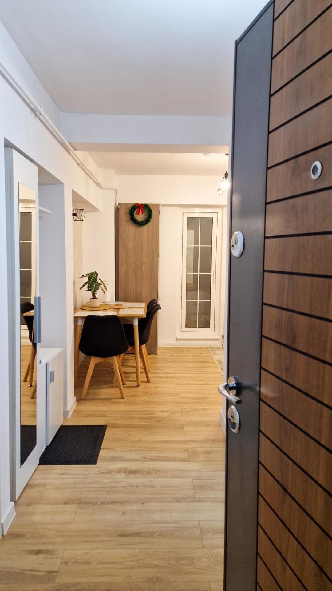 Central Modern View AP