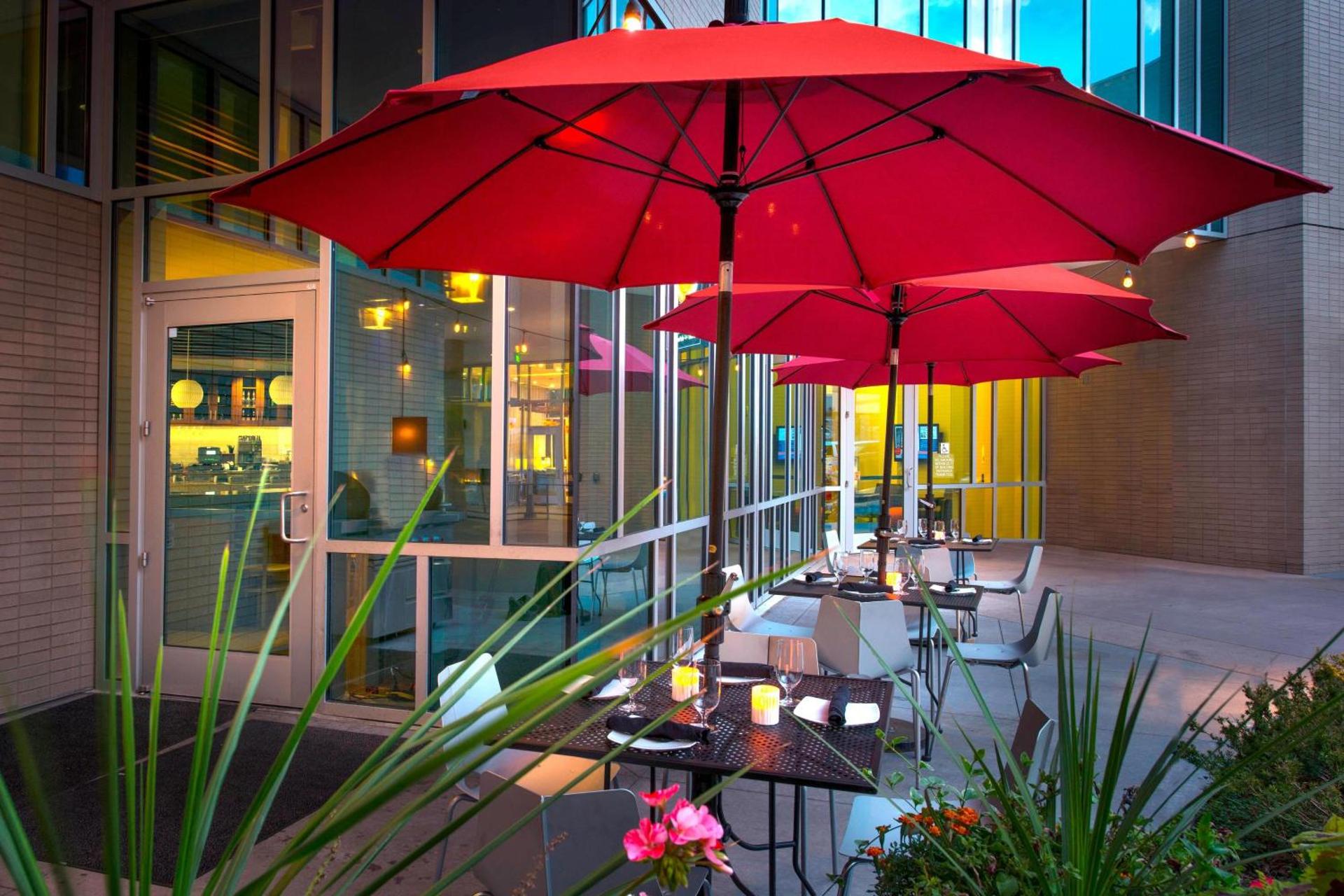 Restaurant/places to eat