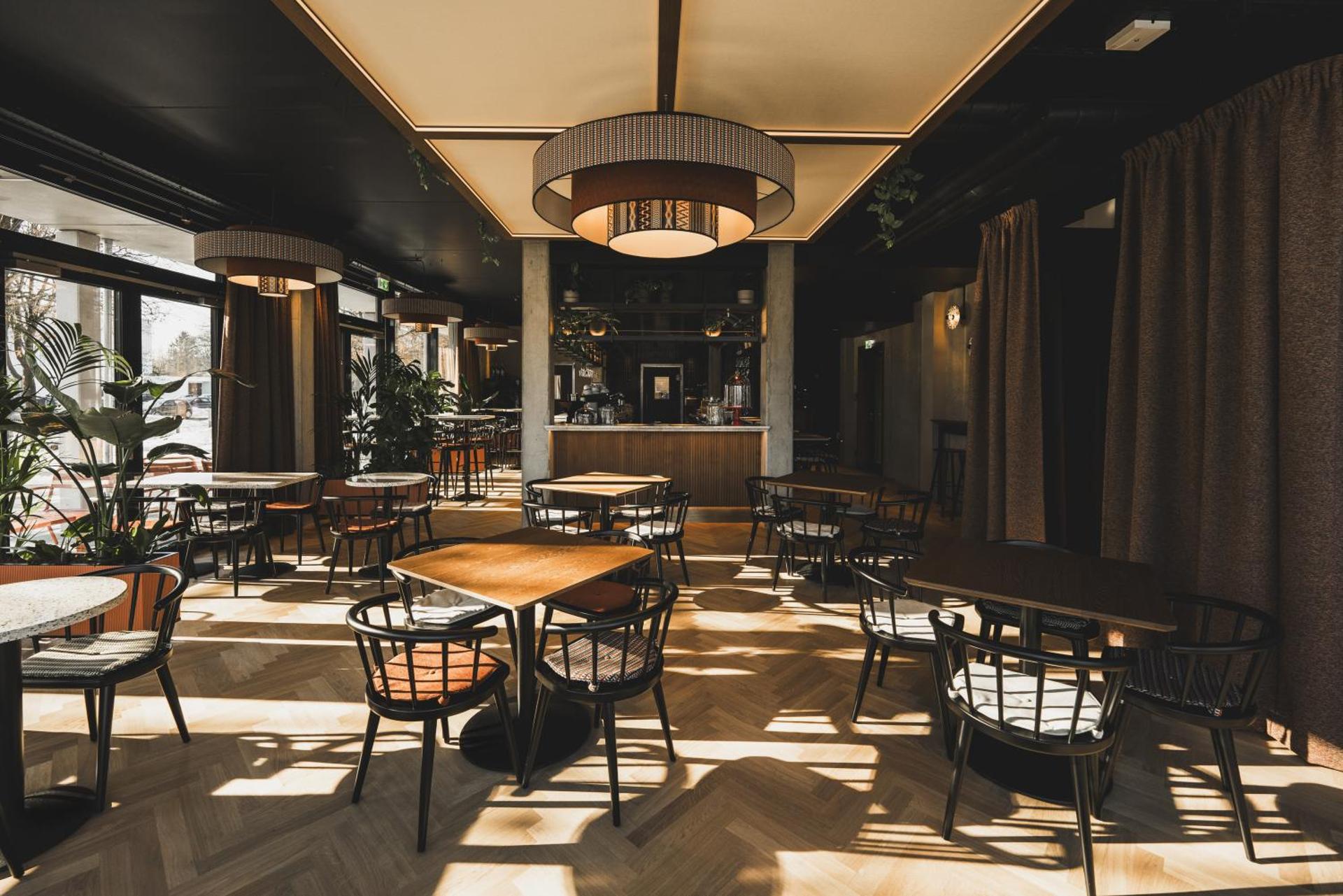 Restaurant/places to eat