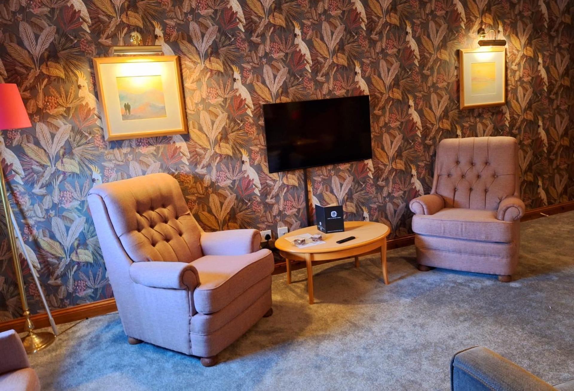 Deluxe Suite (Washington Central Hotel)