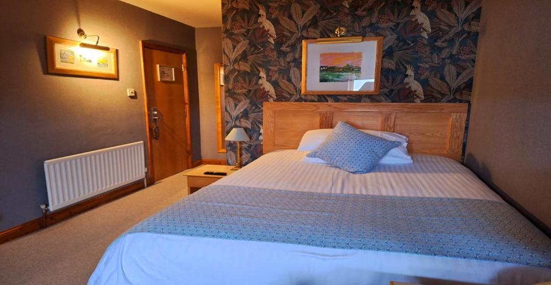 Premium Single Room (Washington Central Hotel)