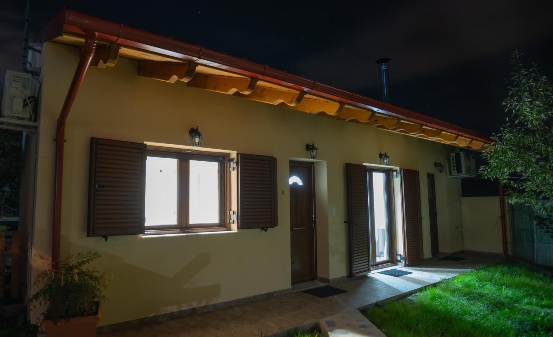 Fyllenia Country Home, Aridaia, Pozar Baths