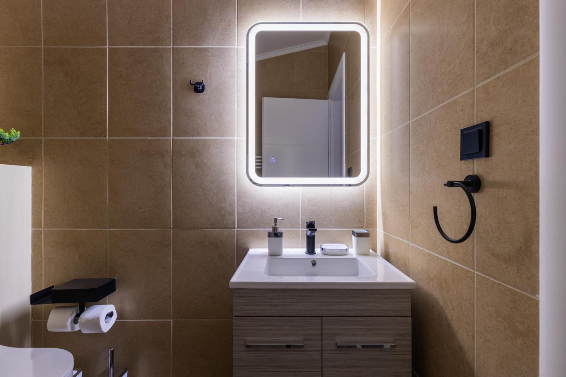 Luxury Central Apartment 2