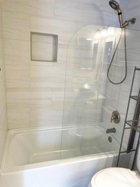 Coastal Townhome in Jupiter 1 mile to beach!