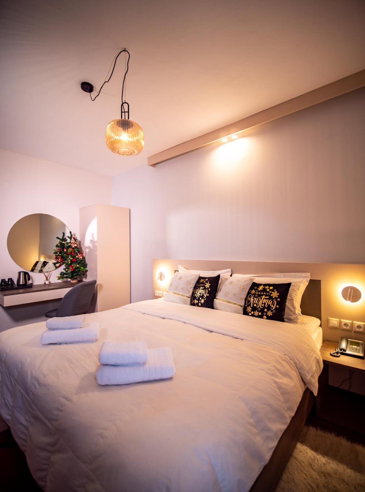 Erofili Hotel & Suites