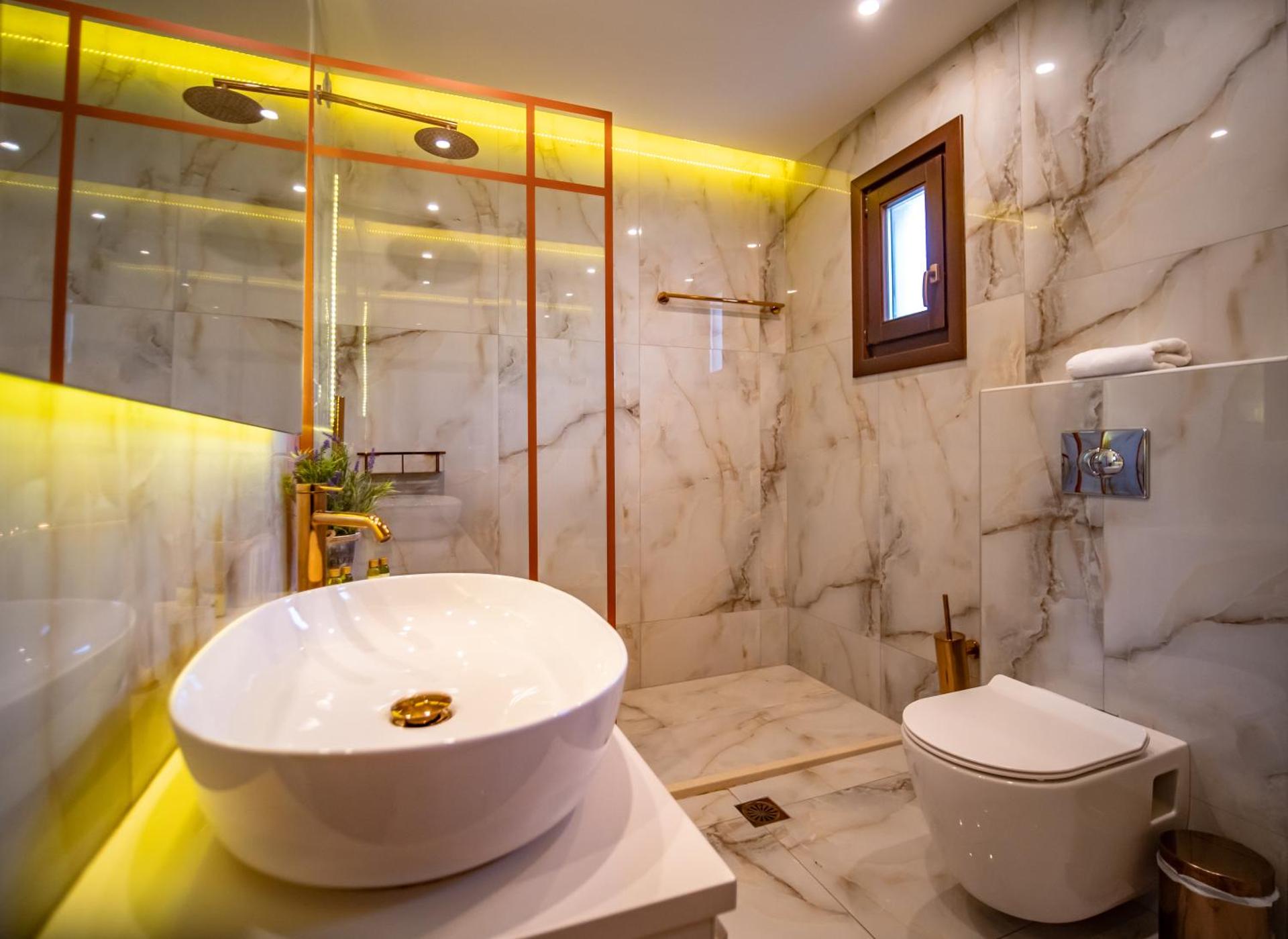 Erofili Hotel & Suites