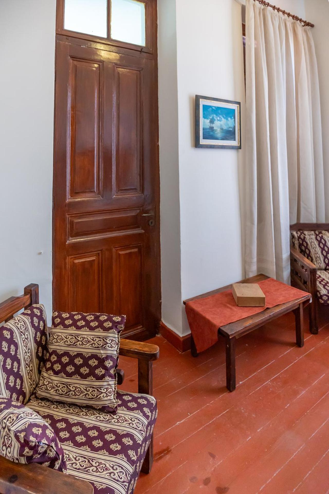 Era of Elegance: 1928 Classic Dwelling