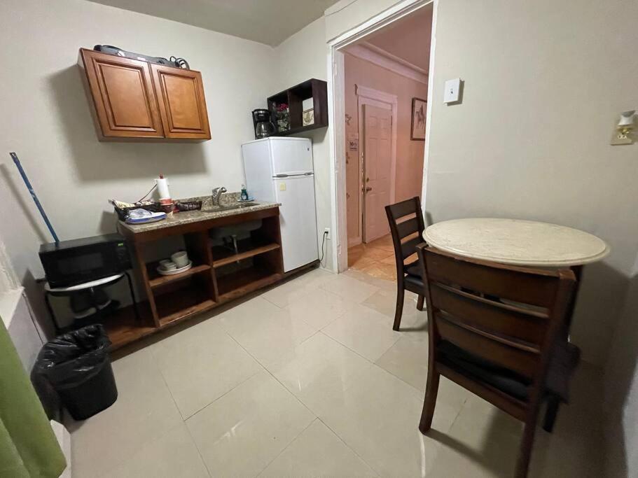 *PRIVATE* Studio 5 minutes from LGA/ US Open