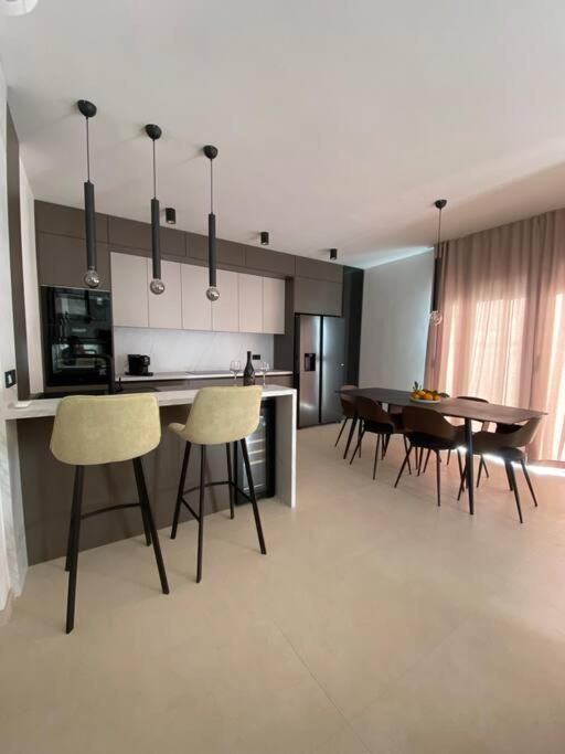 Luxury apartment with jacuzzi