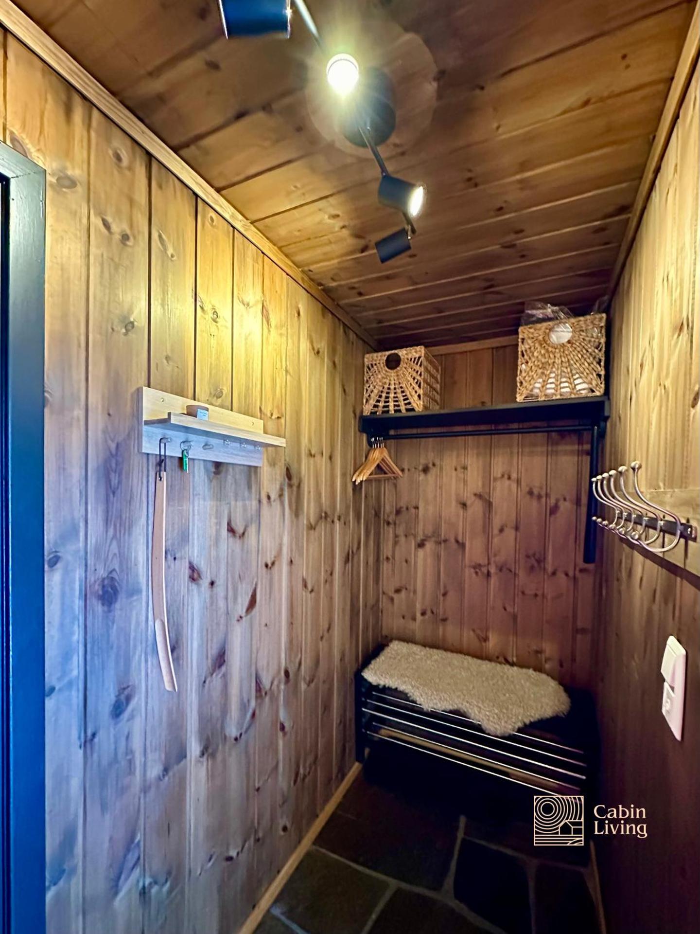 Large cabin at Sjusjøen with sauna, fireplace, view and cross-country skiing