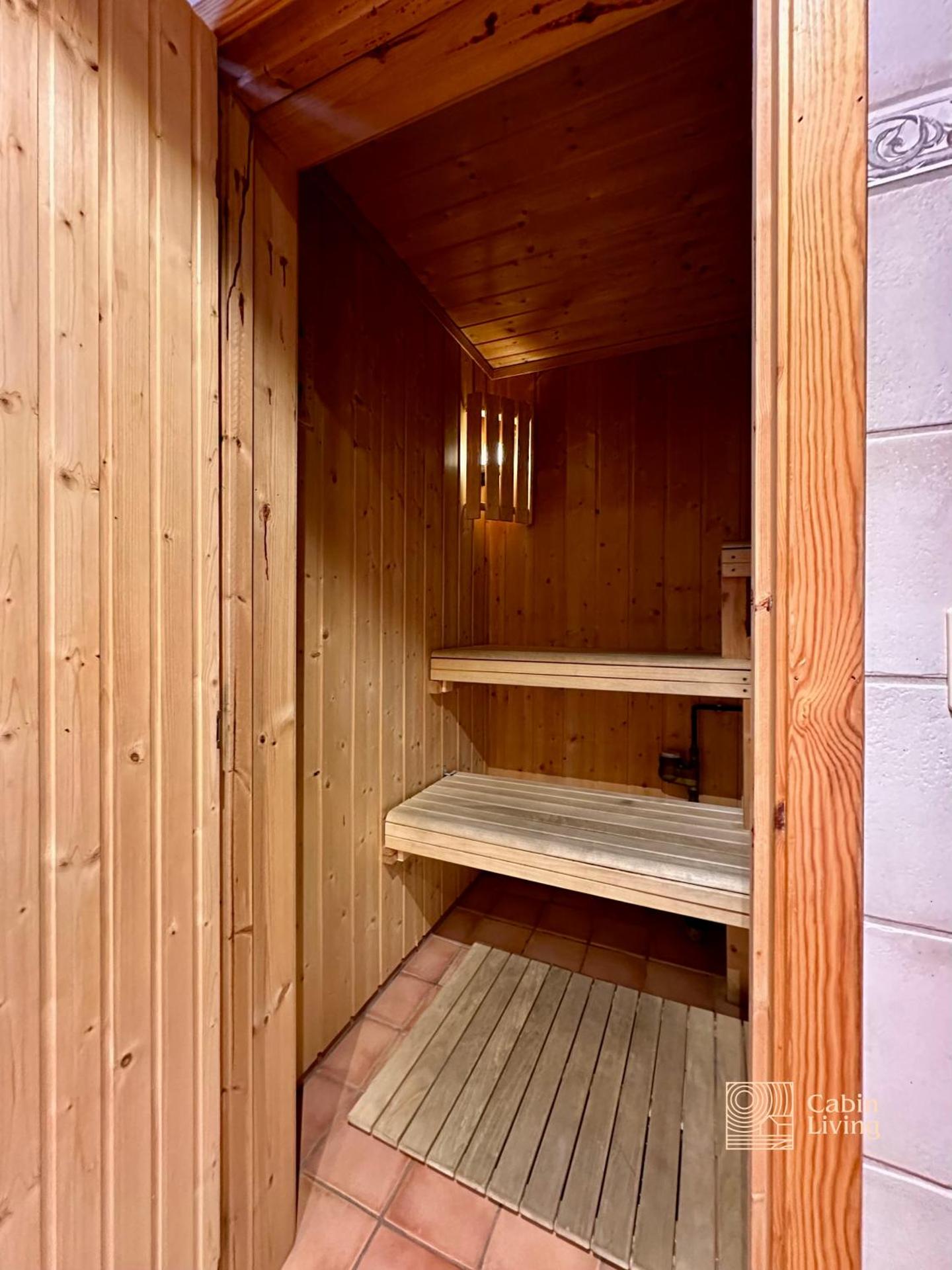 Large cabin at Sjusjøen with sauna, fireplace, view and cross-country skiing