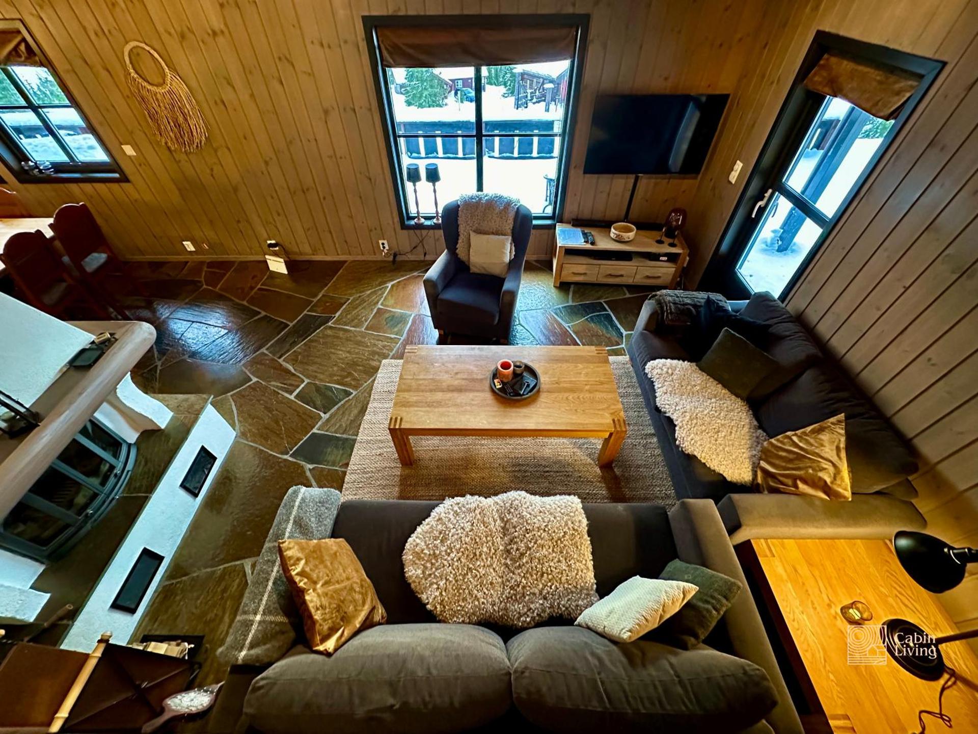 Large cabin at Sjusjøen with sauna, fireplace, view and cross-country skiing