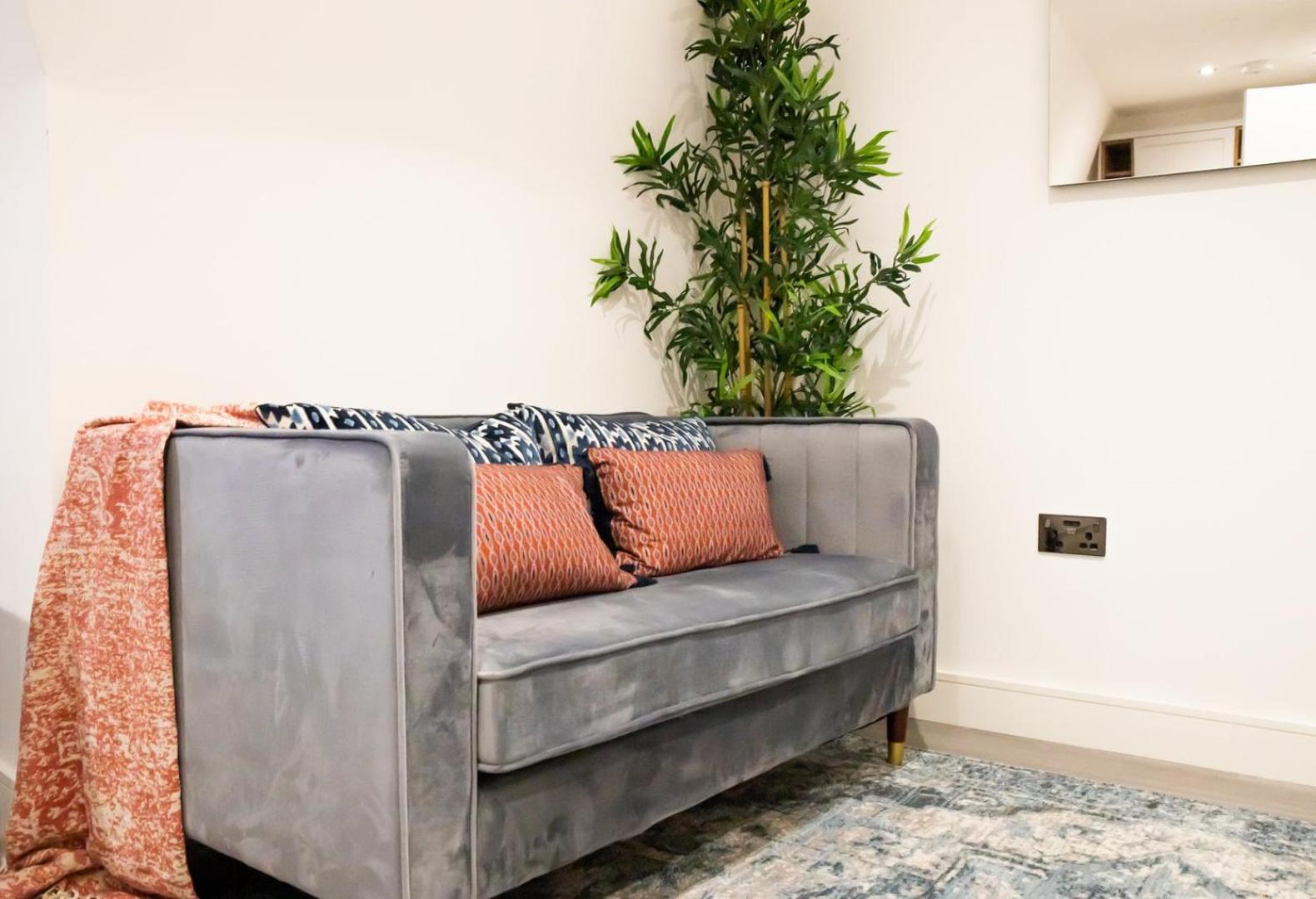 Kirkgate Suites - Majestic City Centre Apartment