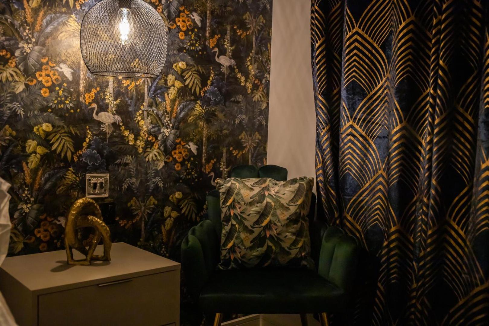 Kirkgate Suites - Majestic City Centre Apartment