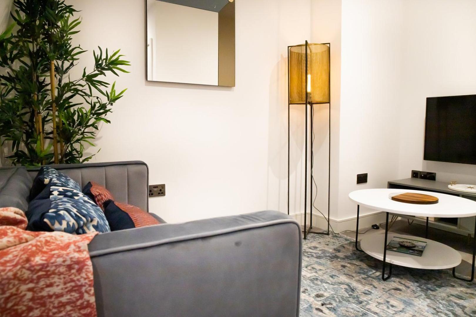 Kirkgate Suites - Majestic City Centre Apartment