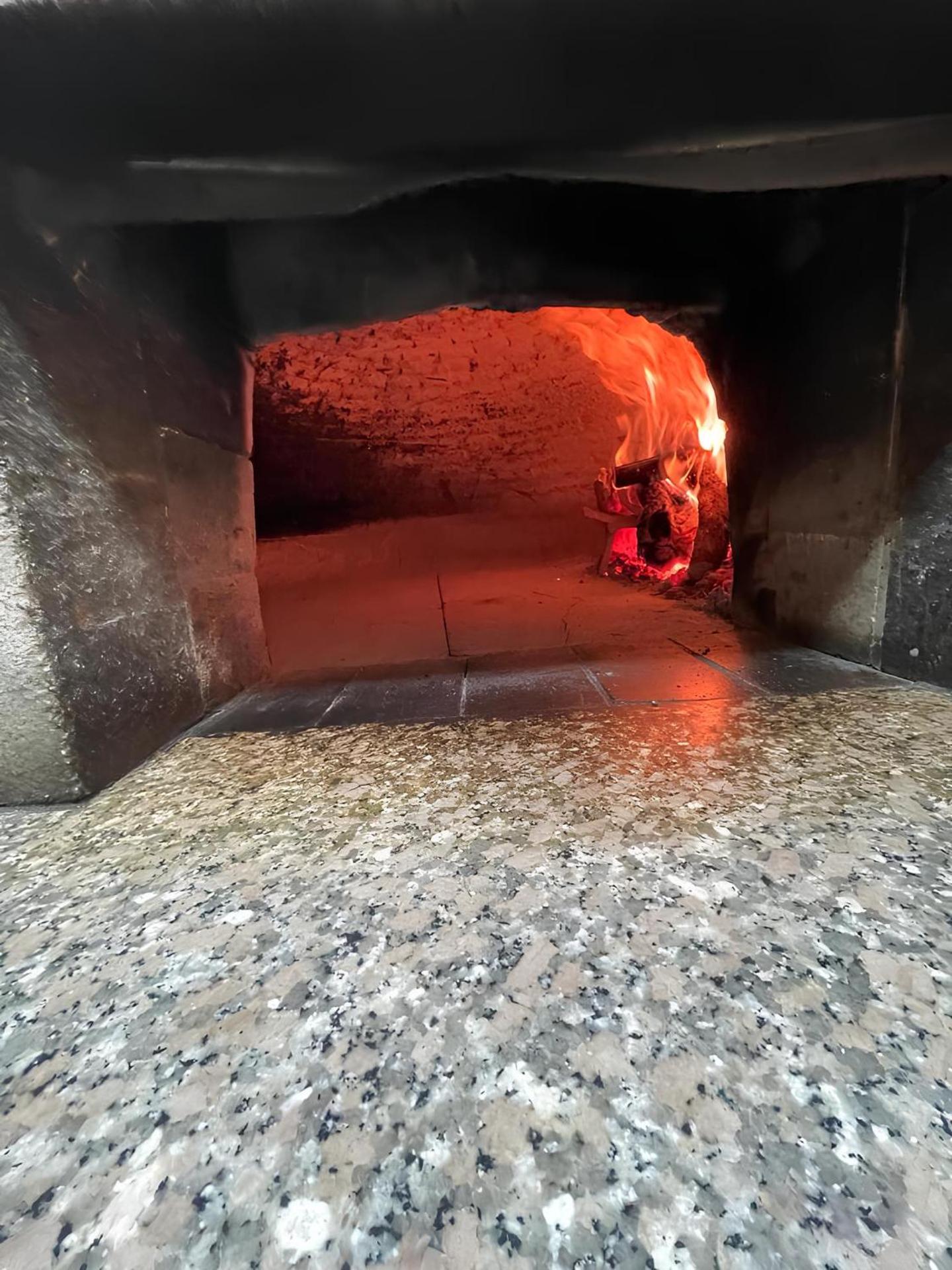 Drommire In Plassa E Clesia