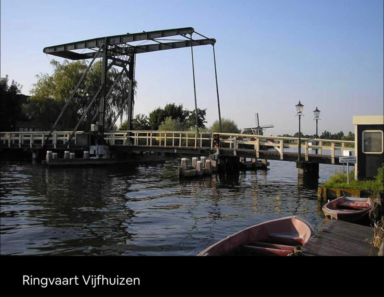 Cozy comfortable house with jacuzzi & private garden near Amsterdam