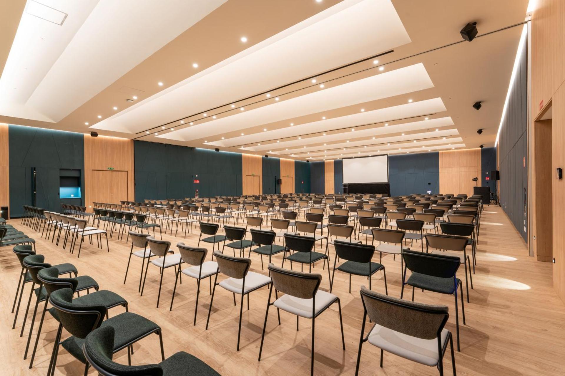 Meeting/conference room