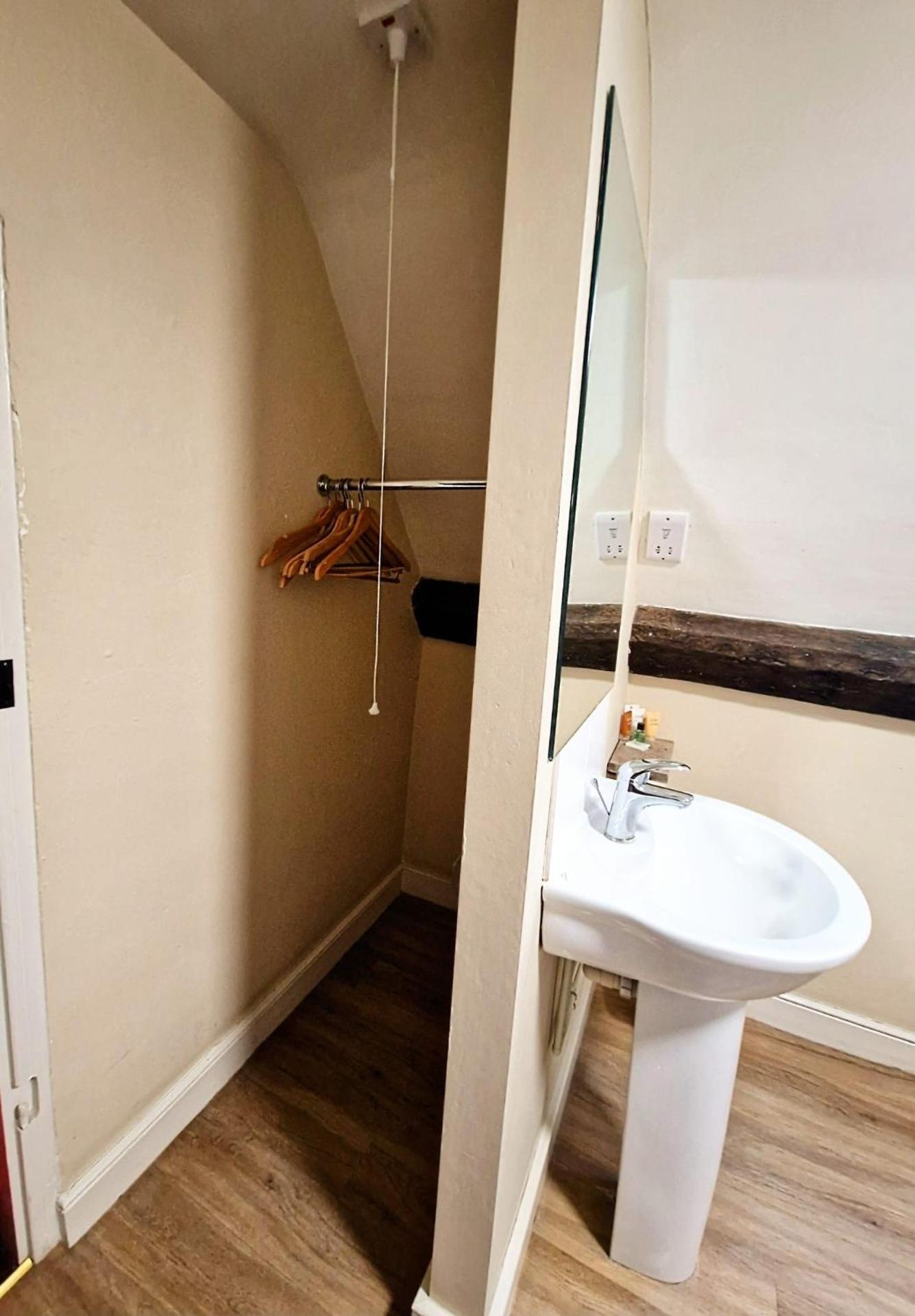 George Hotel & Granary