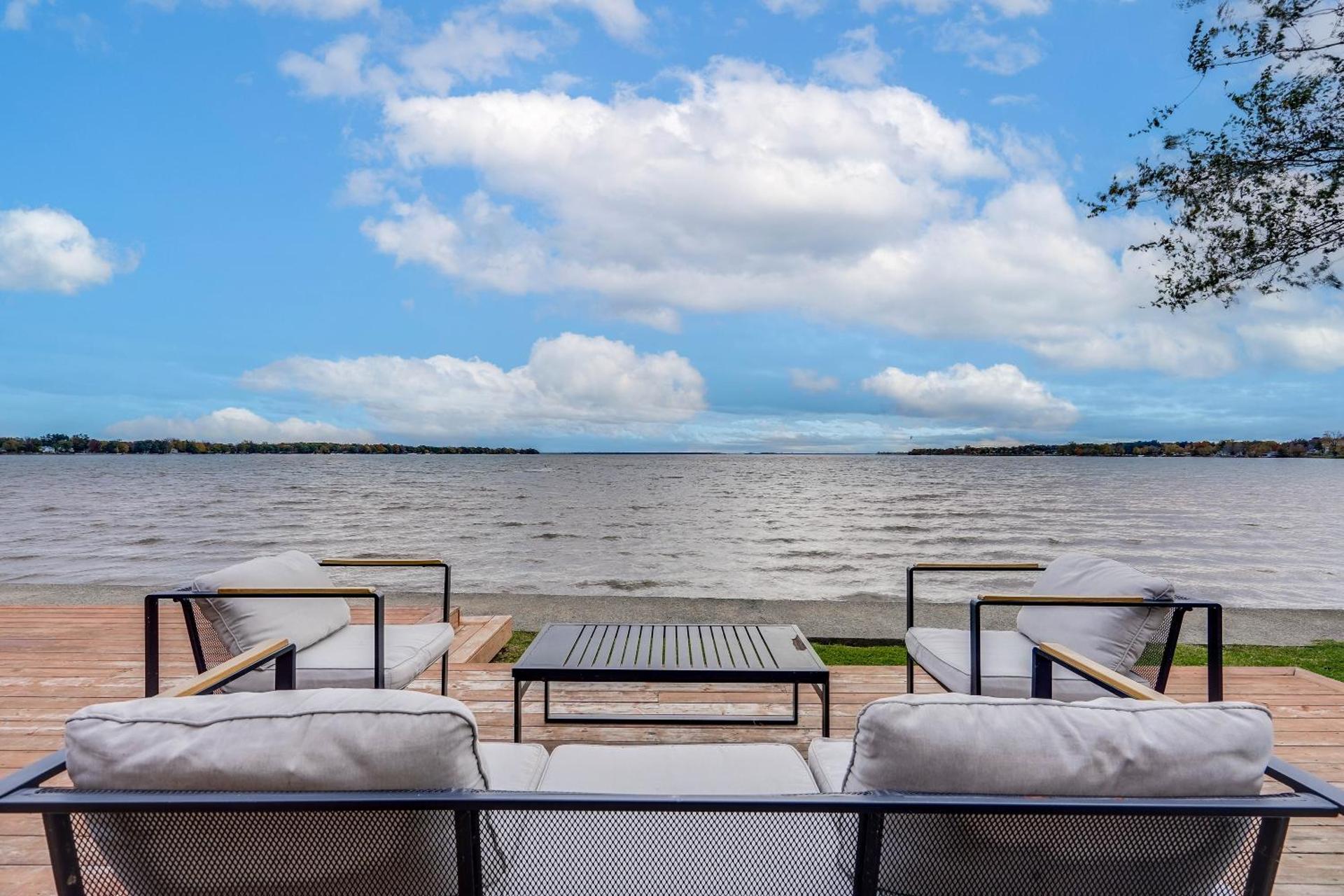 Modern Lake Champlain Villa with Spa