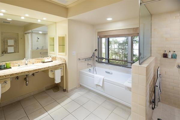 Accessible Bungalow Double Queen Suite