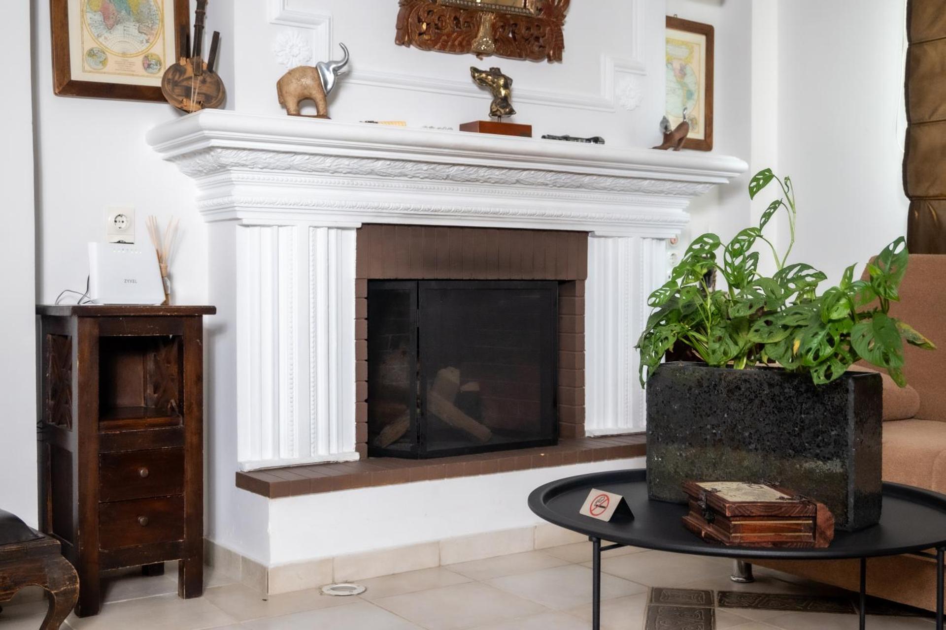 Μονοκατοικία με κήπο στη θάλασσα.