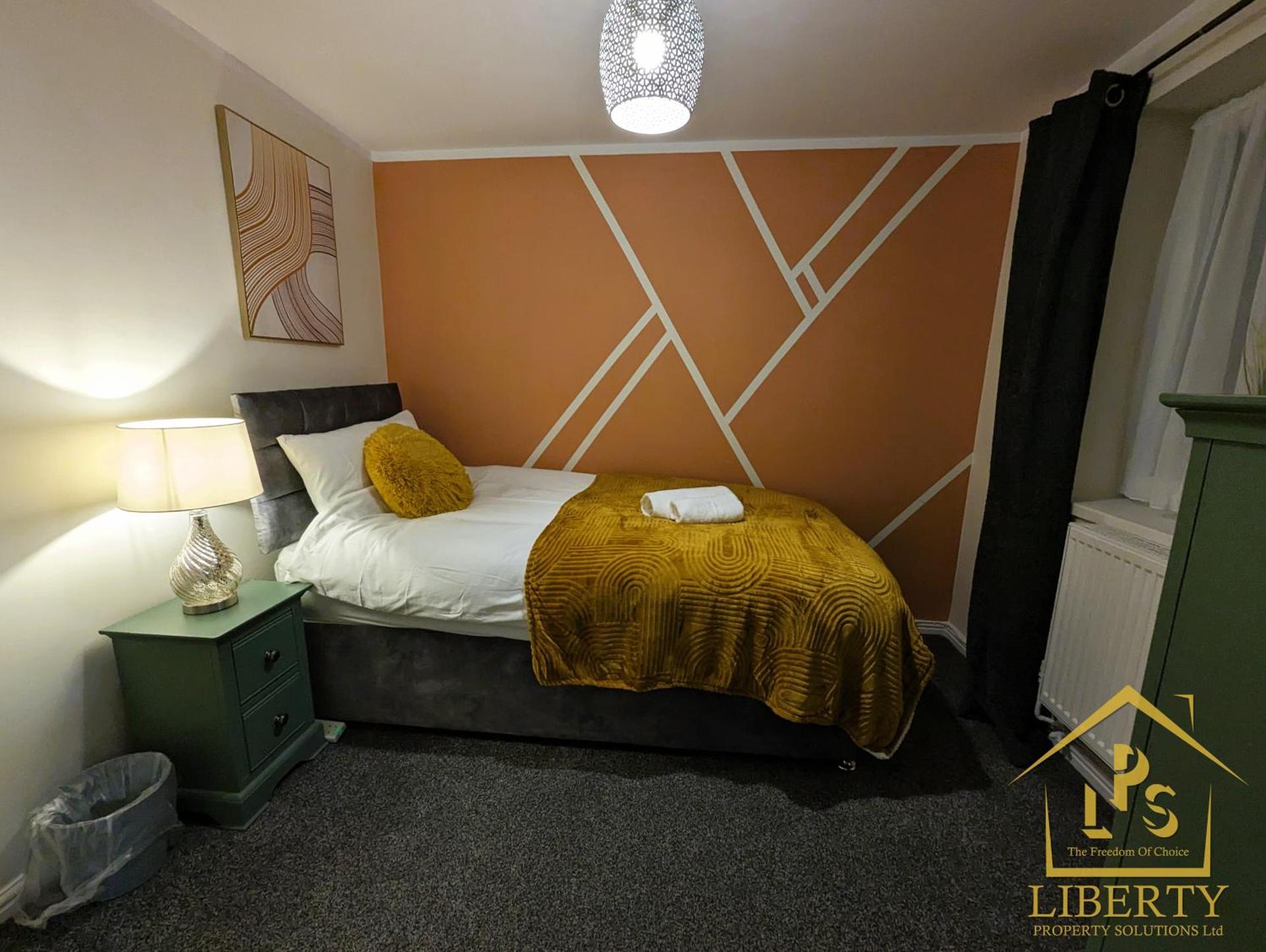 6 Guests * 4 Bedroom * Free Wi-Fi *Huntingdon