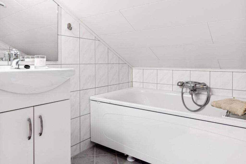 Koslig hytte ved Grimsdalen