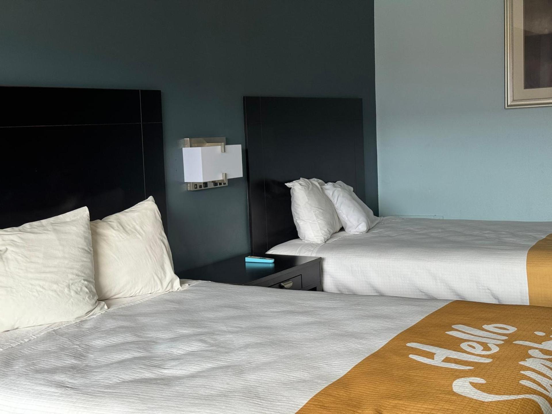 Red Carpet Inn & Suites - Danville