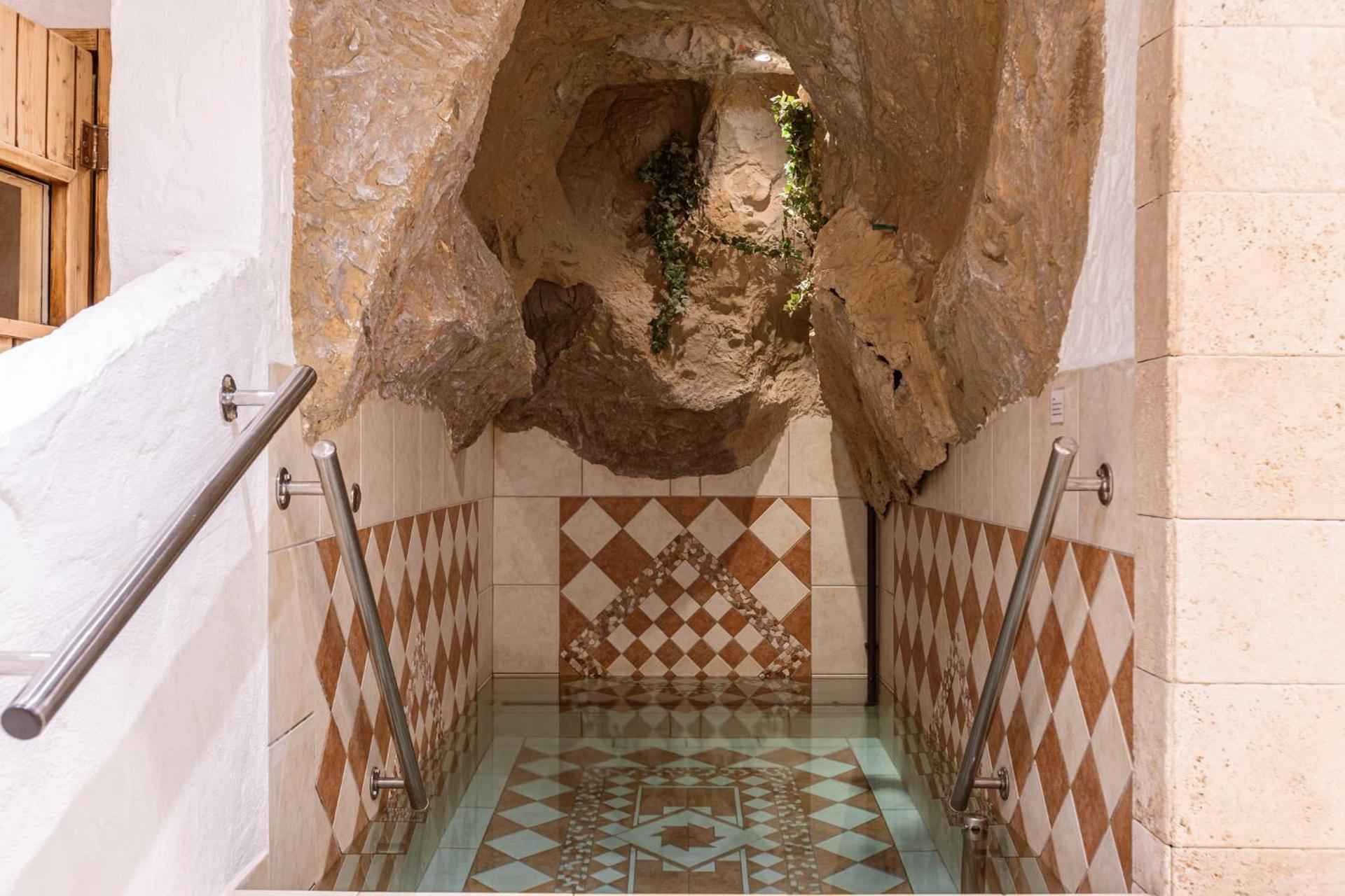 Spa and wellness centre/facilities