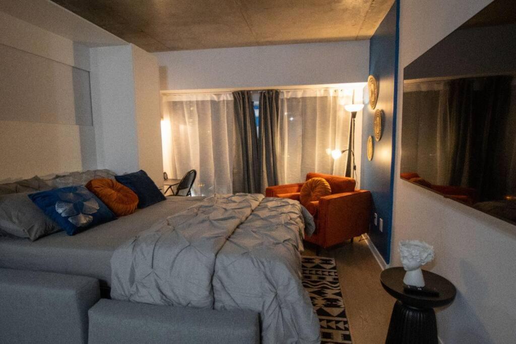 Downtown Montreal Premium Cozy Studio