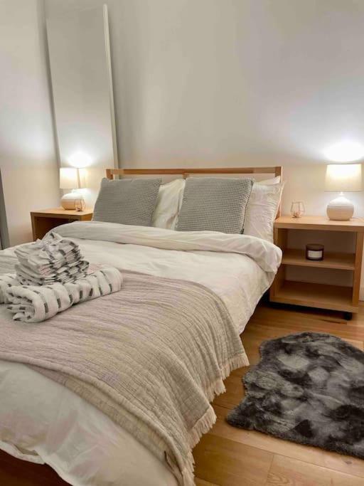 Spitalfields Market Garden Flat