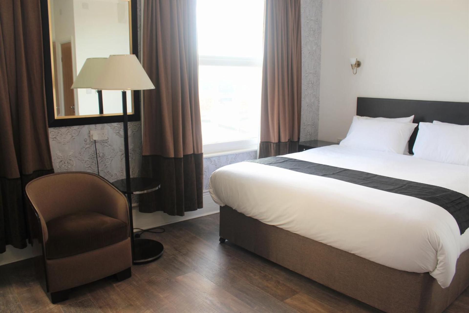 Park Hotel & Apartments