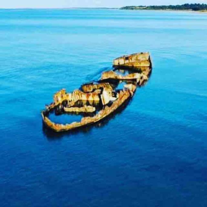 COZY HOLIDAY HOME by the sea