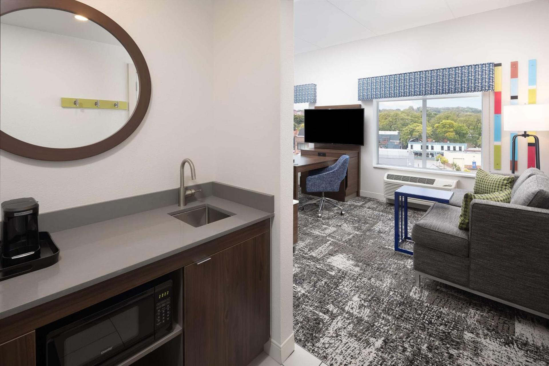 Photo of the whole room