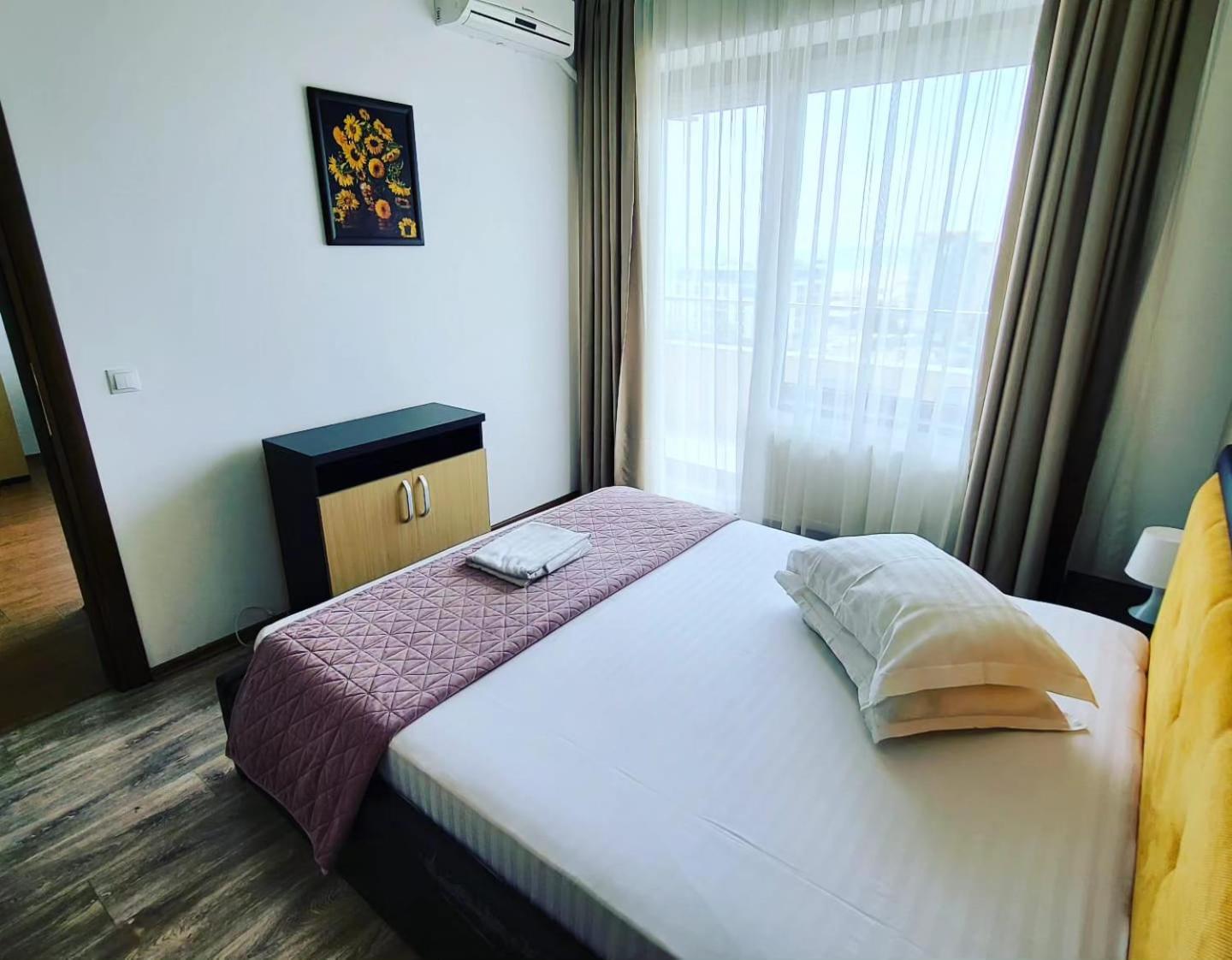 SeaView Cancun Apartments Summerland Mamaia