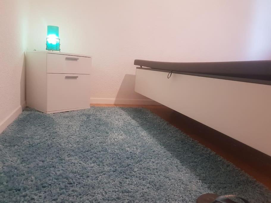 Cheerful villa with fireplace, bath-tub and garden