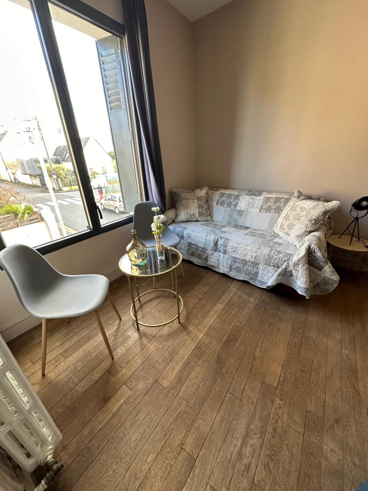 Maison de ville idéalement placée