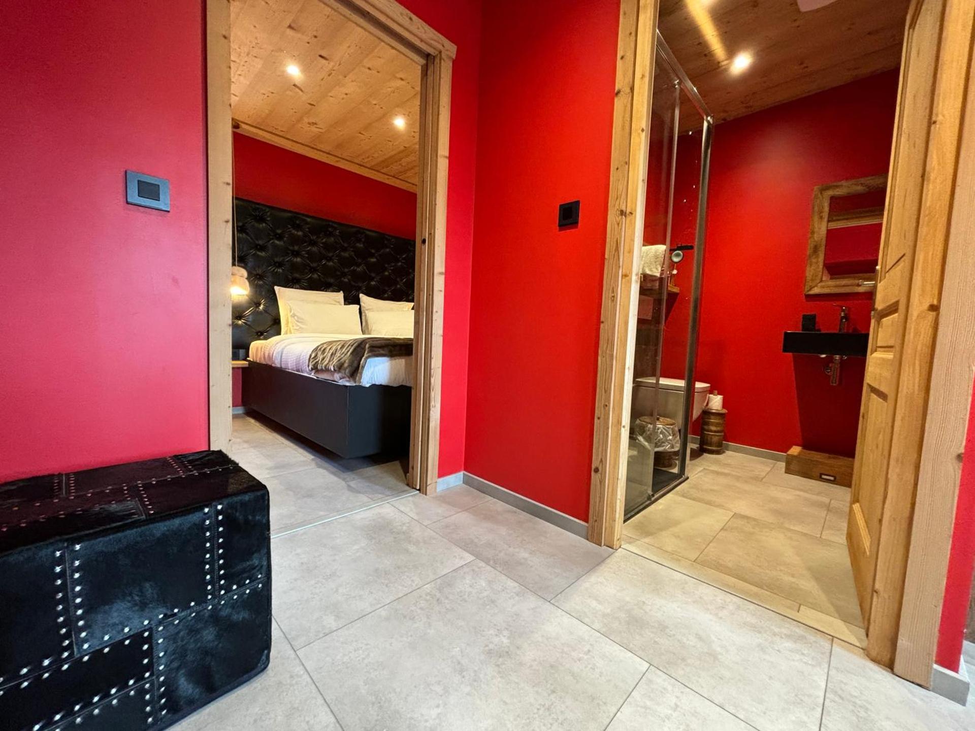 Les Secrets - Suites & Apartments