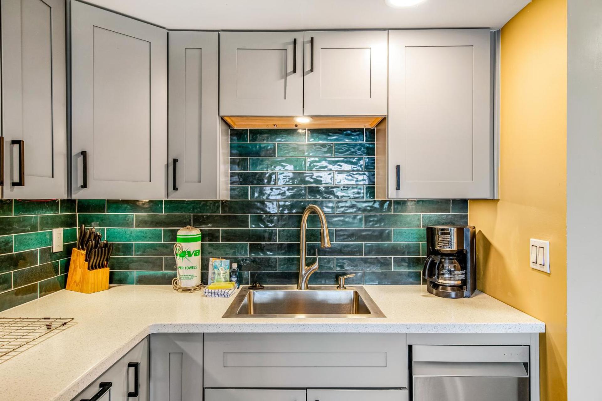 Pinnacle Port Condos