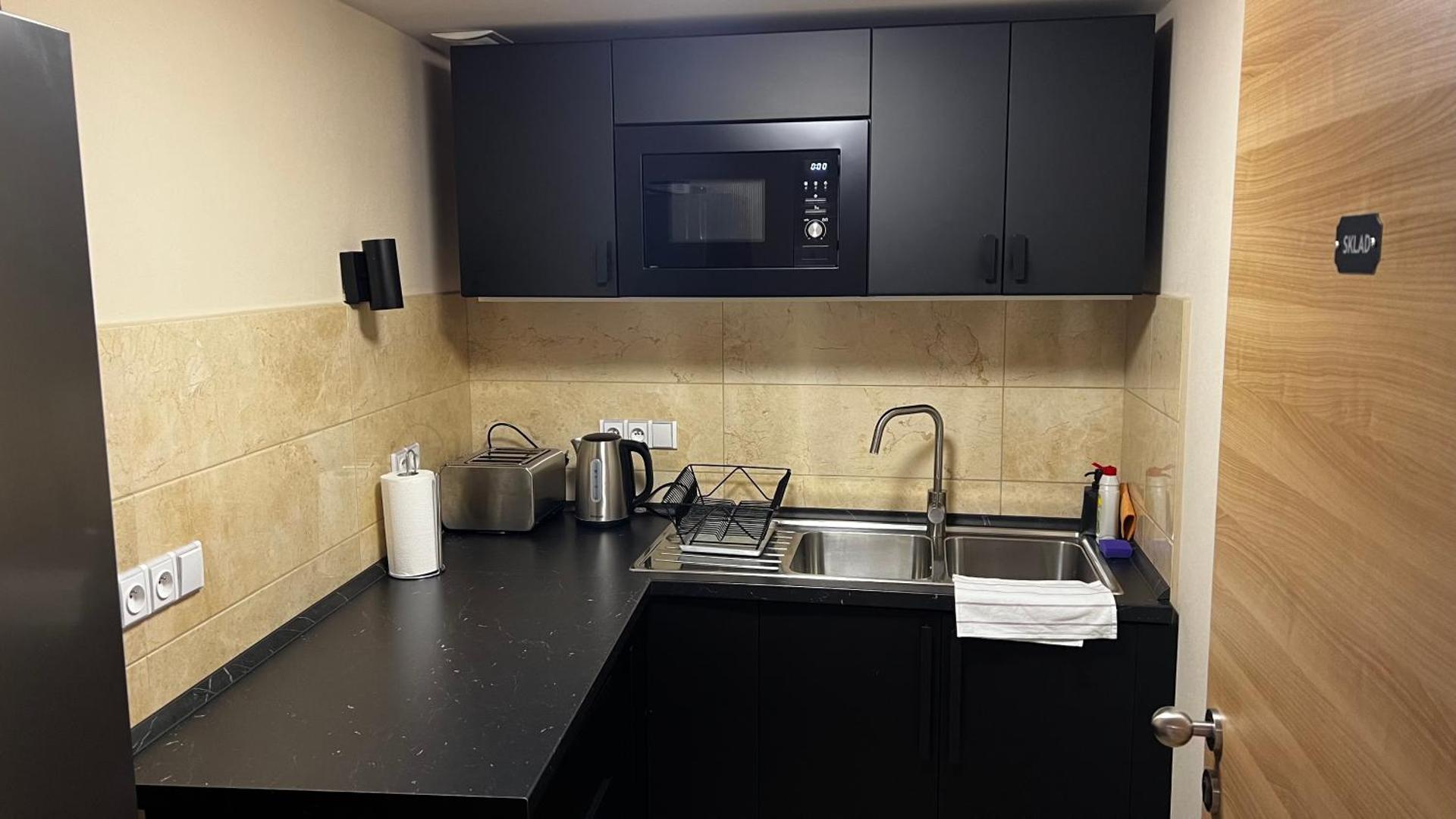 Kitchen or kitchenette