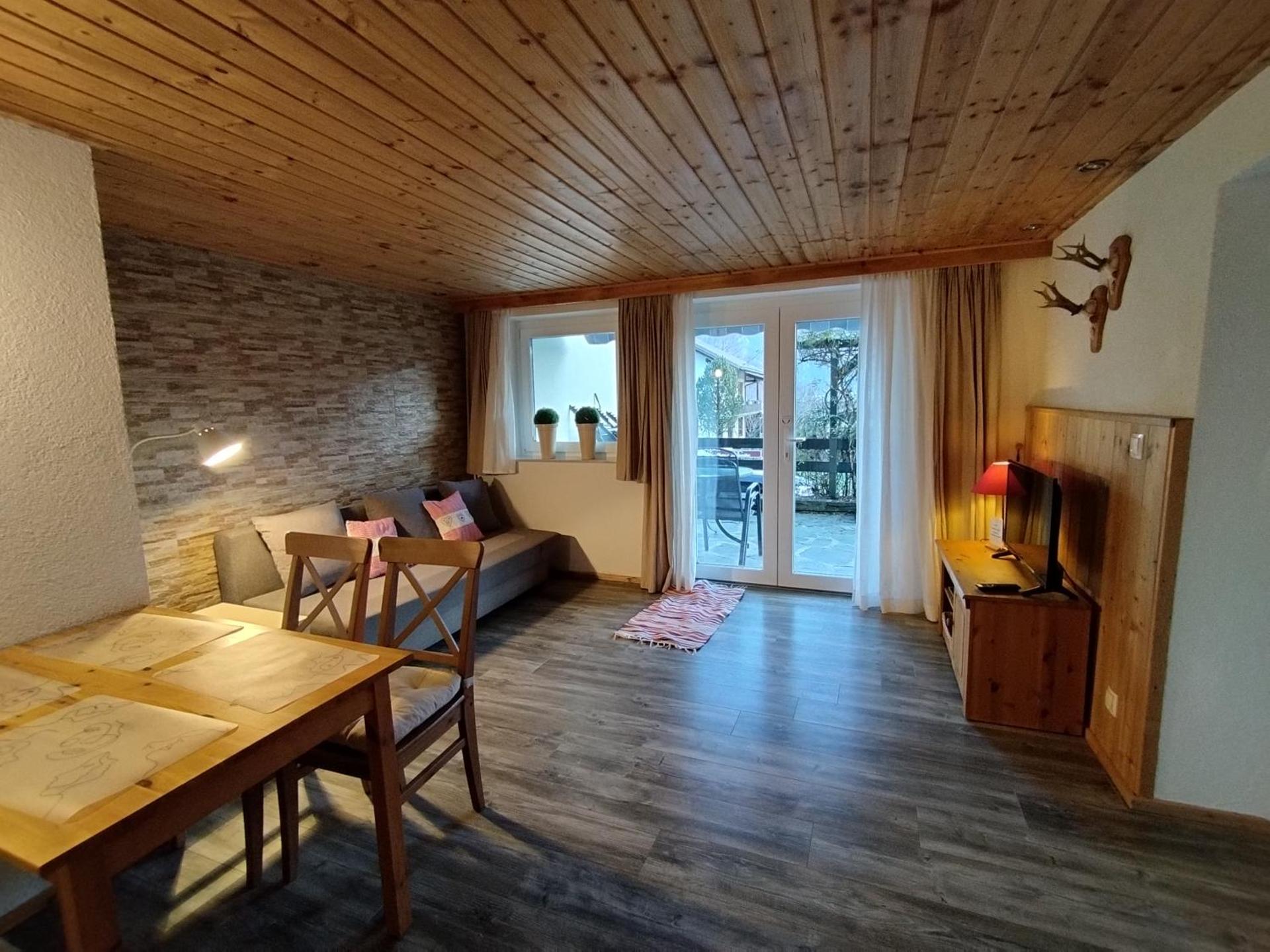 Apartment with Garden View