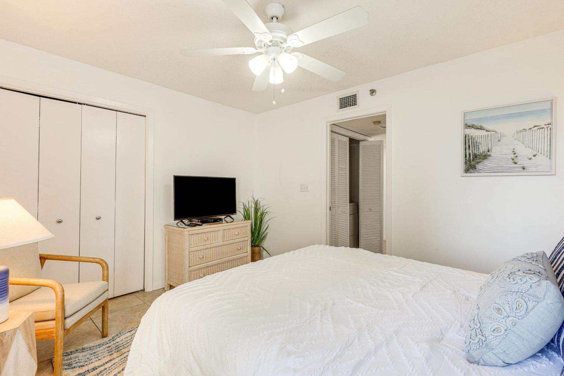 Orange Beach Condo with Ocean-View Balcony!