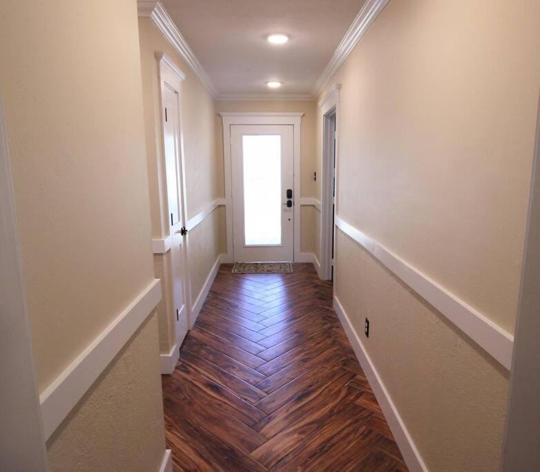 Cozy Aggieland Vacay