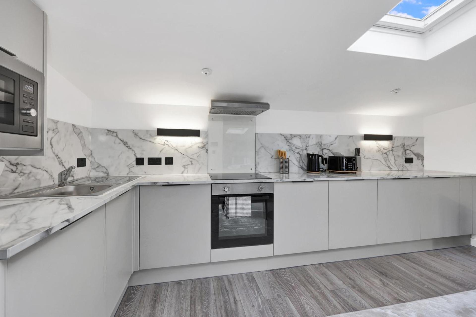 Kitchen or kitchenette